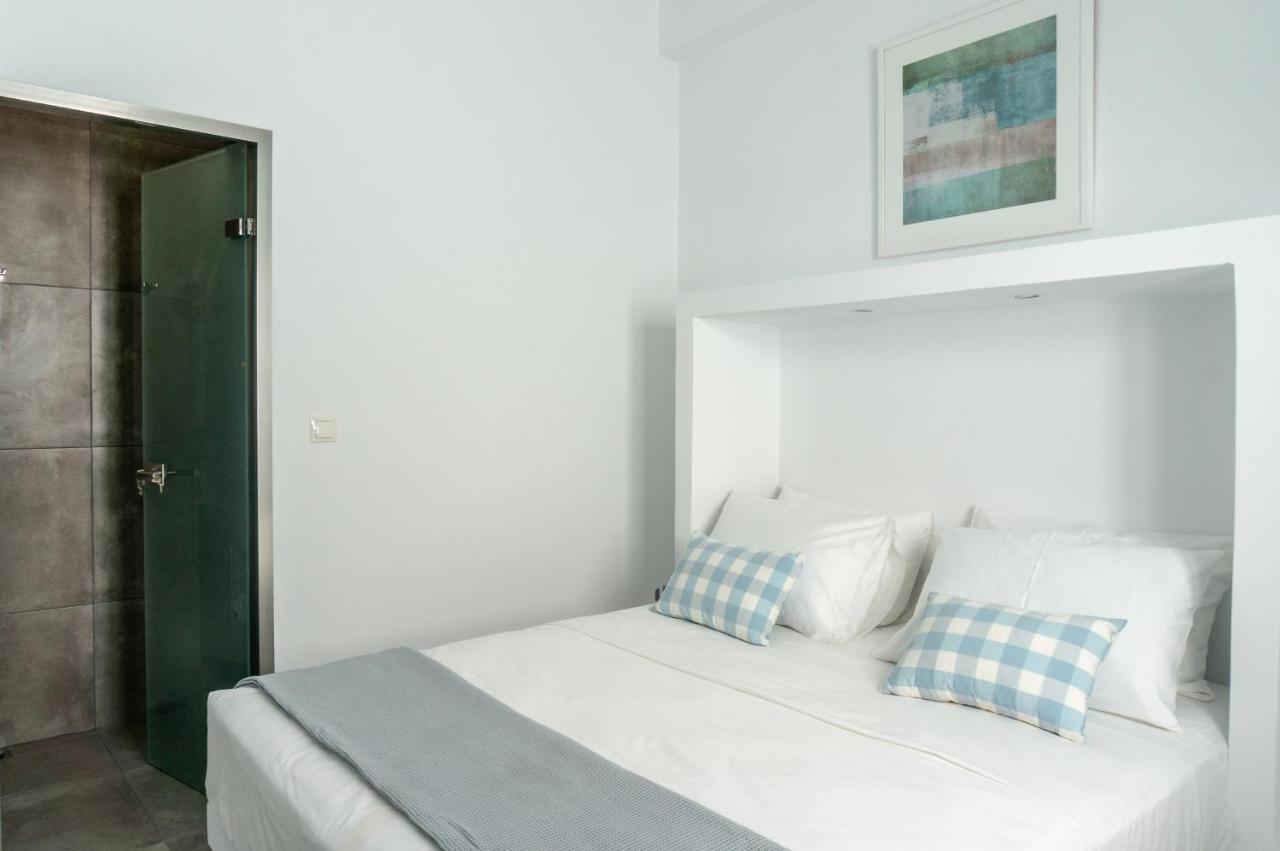 Pelican Paros Exterior foto