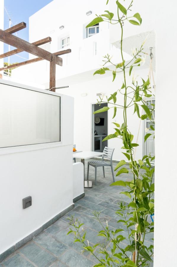 Pelican Paros Exterior foto