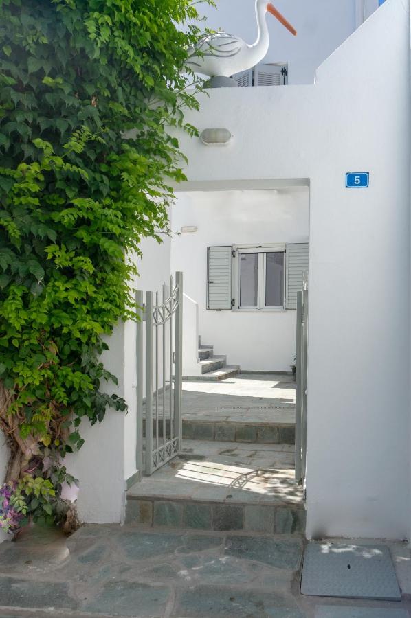 Pelican Paros Exterior foto